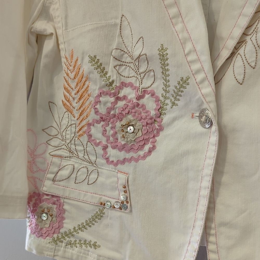 Vintage White Blazer with Floral Embroidery 3/4 Sleeves size 14 Stretch Cotton - Picture 2 of 8